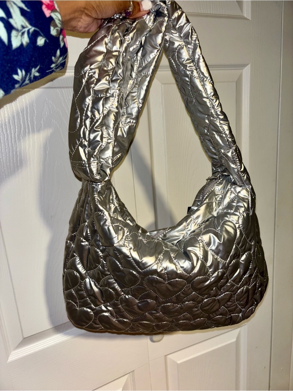 Bundle of Quilted Hearts Silver and Pink Metallic Crossbody Handbag Purse - Picture 4 of 11